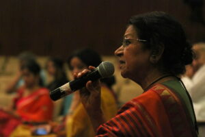 Celebrated dancers Smt. Jamuna Krishnan, Astad Deboo and dance photographer interact with panelists